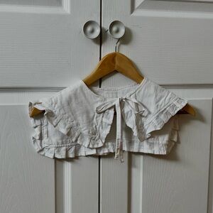 Handmade pleated detachable collar